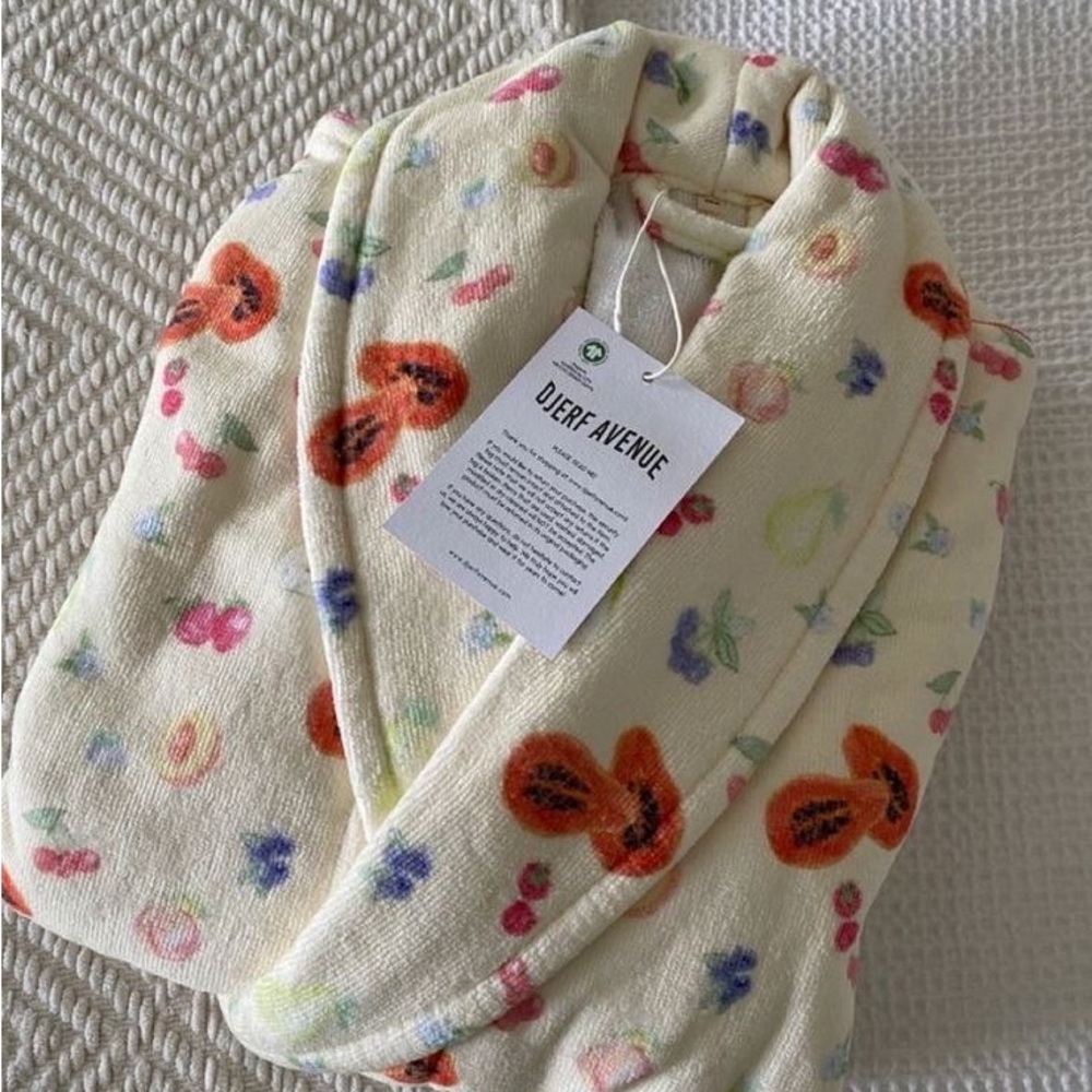 DJERF AVENUE ROBE - XS - S New with tags